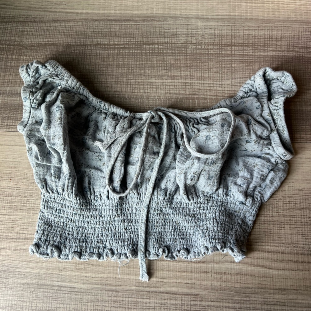 Brandy Melville Floral Off the Shoulder Top